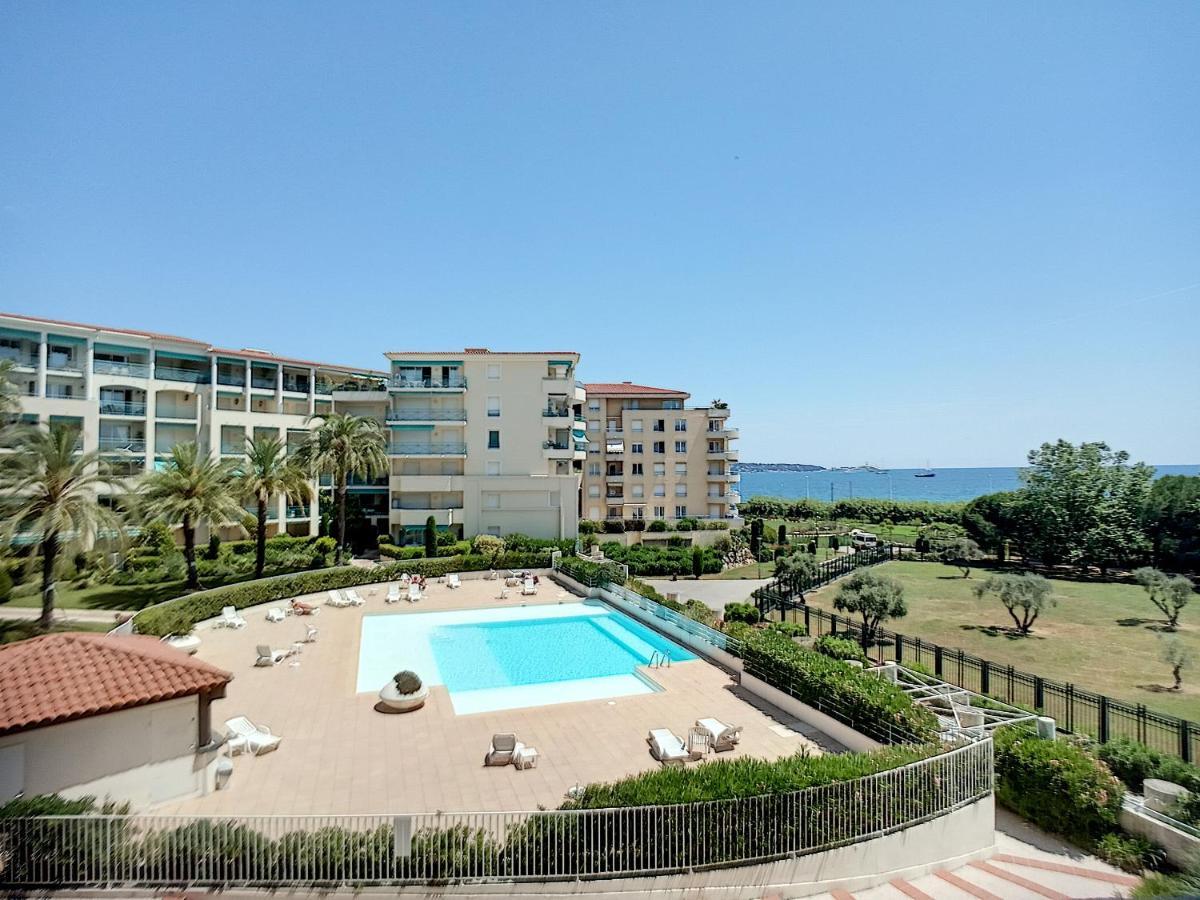 Antibes Les Pins 2 Pieces Vue Mer Piscine Parking Διαμέρισμα Εξωτερικό φωτογραφία